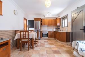 Home2Book Cozy Apt 2 Min From La Garita Beach