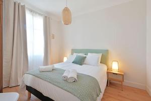 Une Nuit dété - Vue Palais des Papes - Clim - Wi-Fi - Double terrasse - Parking gratuit