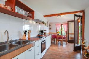 Lopci seaview mini house