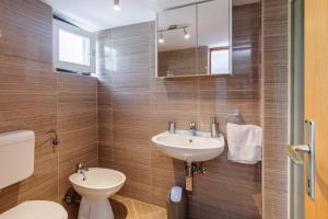 Lopci seaview mini house