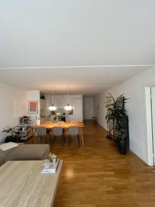 Lejlighed med udsigt til vandet