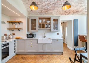The Coach House - Bridport