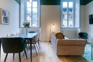 Vittani Palace - The Green Apartment