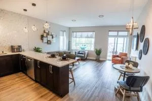 River Oasis, Khlozy Escape the Ordinary - Hogansburg