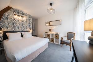 Hotels Hotel de la Briere et Restaurant Les Krapados : photos des chambres