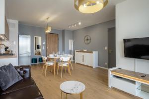 110 Plac Unii Gdynia - Apartament dla 4 os z miejscem w hali garażowej