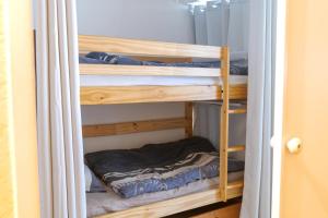 Appartements Appartement idealement situe a deux pas du port de peche ! : photos des chambres