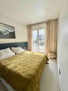 Superb loft terrace Suresnes Minimum 30 nights