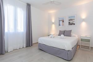 Palmeras Apt - Pool & Terrace - next to Beach