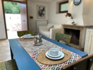 Casetta indipendente con cortile e parcheggio - Gallessina