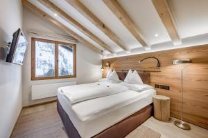 Family Suite with Balcony room in Chalet Silvretta Hotel & Spa