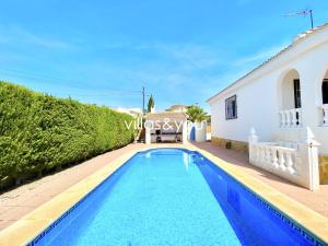 Villa Rosas Ciudad Quesada by Villas&You