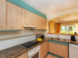 Holiday Home Port Pals Beach by Interhome