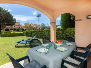 Holiday Home Port Pals Beach by Interhome