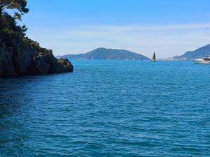 PERLA DEL GOLFO (con Box Auto)