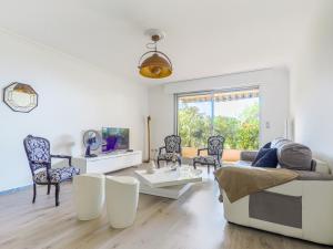 Apartment Les Balcons dEze-3 by Interhome