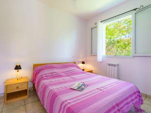 Maisons de vacances Holiday Home Les 7 Nains-6 by Interhome : photos des chambres