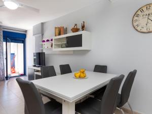 Apartment Miralcielo by Interhome