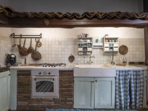 Villa Villa tra i Cedri by Interhome