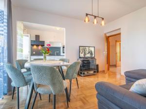 Apartment Snjezana by Interhome 