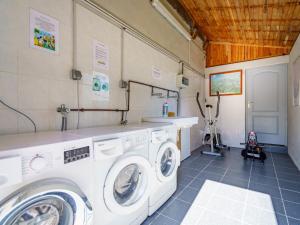 Maisons de vacances Holiday Home Les 7 Nains-2 by Interhome : photos des chambres