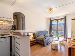 Apartment Saint James-14 by Interhome