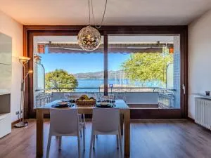 Apartment Attilio lake front view by Interhome - Ispra