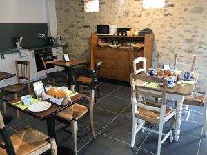 B&B / Chambres d'hotes La Marchanderie : photos des chambres