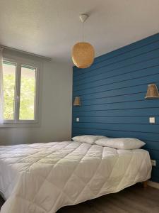 Appartements Bielle, pyrenees atlantiques 64260, appartement neuf 38m2 4 pers avec piscine : photos des chambres