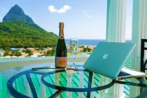 Sapphire Villa 1 - Pitons & Ocean Views - 卡纳里斯