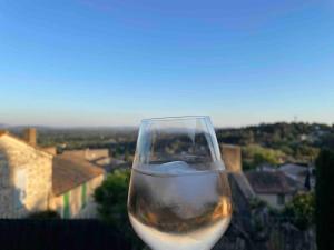 Villas Magnifique Prieure XIIIs dans un village fortifie. : photos des chambres