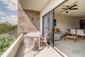 Tranquil Stay Onsite Pool Gym and Playground