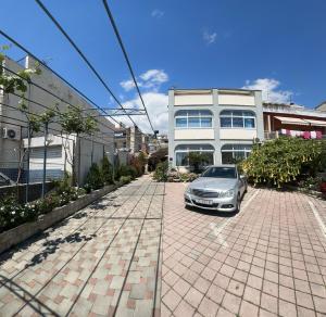 VS Rooms & Deluxe room