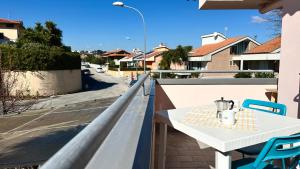 Palme 14 - Marcelli, bilocale con terrazzino, Residence Le Palme