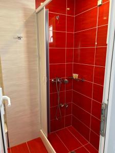 Double Room with Balcony room in Hotel Milena