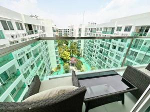 Jungle View 1 BR in Amazon Residence