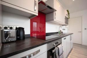 Exceptional One Bedroom Apartment in Gloucester