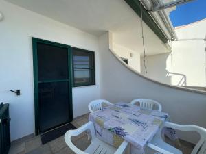 Casa Atene - Primo piano con terrazza vista mare