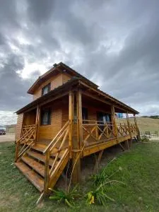 Cabaña en frente a la Playa - Cristiano Muerto