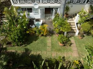 21LG Exquisite ground floor studio with garden patio