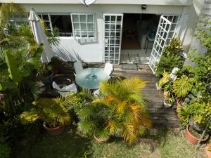 21LG Exquisite ground floor studio with garden patio