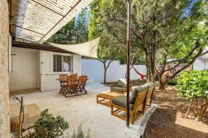 Apartment Valkane PRIVATE GARDEN