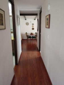 104-9 Apto Usaquén piso 1 con parking private