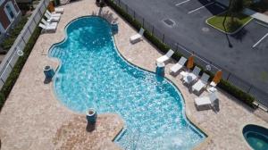 3 Bedrooms 3 Bathrooms Summerville 7518 Sd