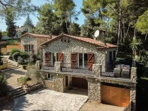 Luxury modern Villa rental in Le Rouret with pool - Le Rouret