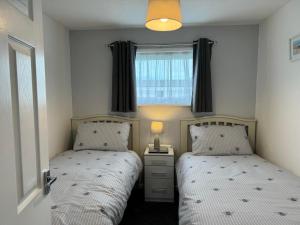 21 M&T Chalets ,2 bed chalet Florida holiday park , Hemsby