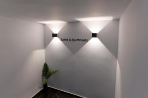 Δ17 Suites & Apartments