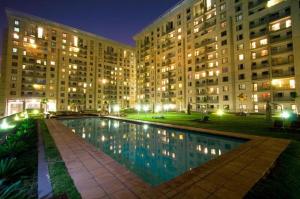 Sandton Lux, 2 Bedroom & 2 Ensuite, No Load shedding