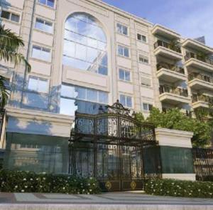 4081-EM FRENTE AO HOSP ALBERT EINSTEIN e ESTÁDIO DO MORUMBI