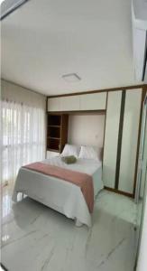 Barra, compacto, novo e aconchegante